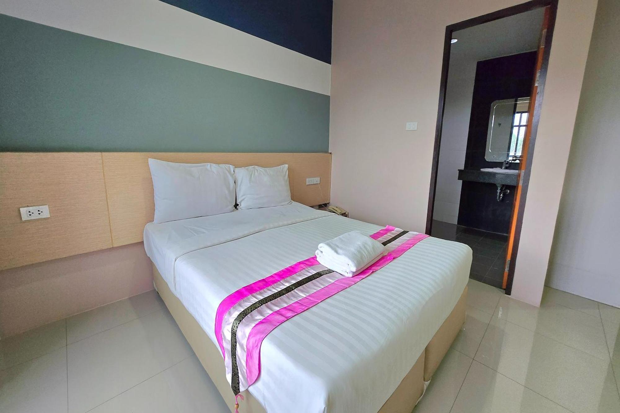Jj Residence Phuket Town Exterior foto
